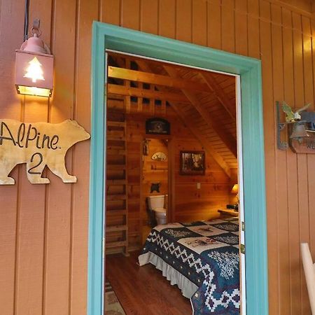 Cozy Cabin W/ Fireplace 3 Minutes To Helen! #2. Eksteriør bilde