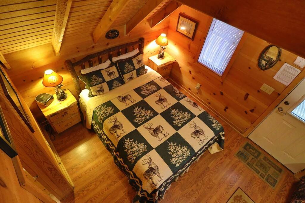 Cozy Cabin W/ Fireplace 3 Minutes To Helen! #2. Eksteriør bilde